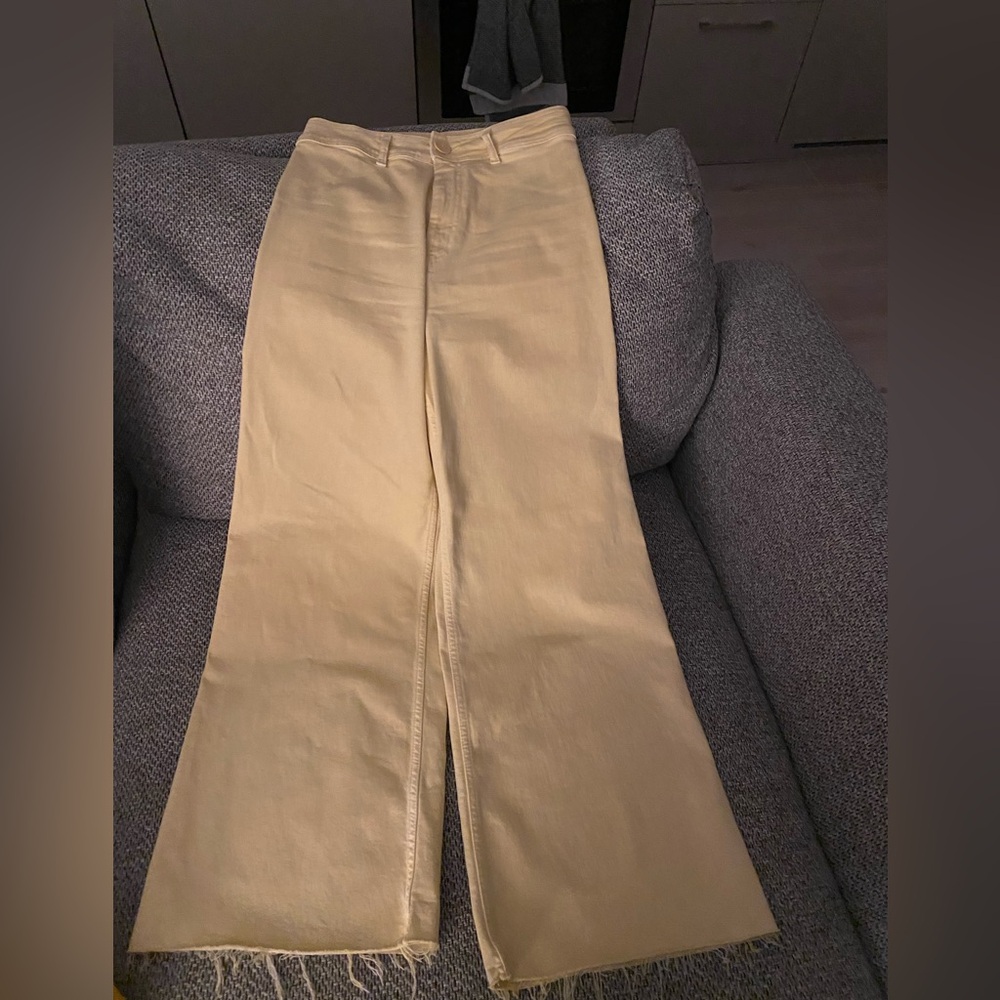Zara cream colored jeans